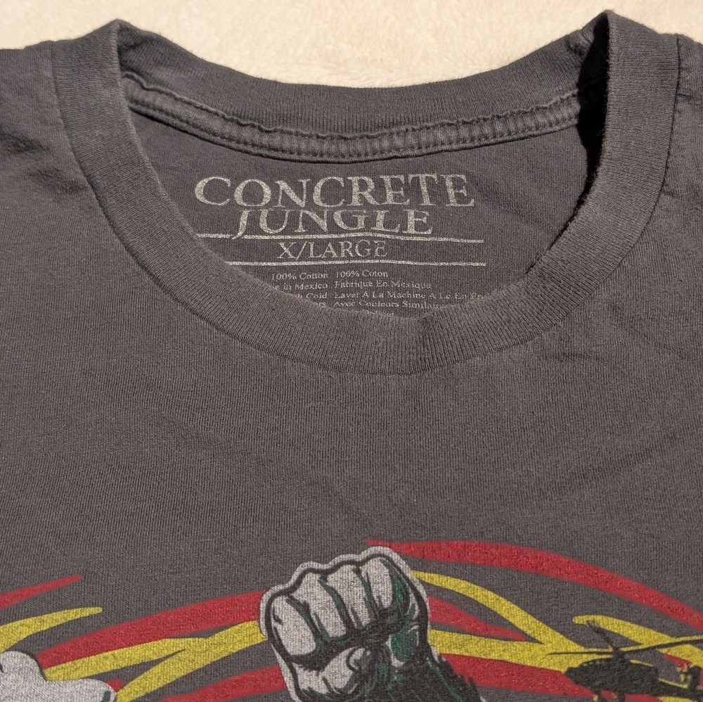 Concrete Jungle Graphic T-Shirt. Xl - Picture 5 of 5